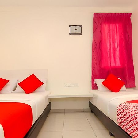 Skudai Hotel Buitenkant foto